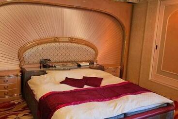 בית מלון כפרי うさぎ