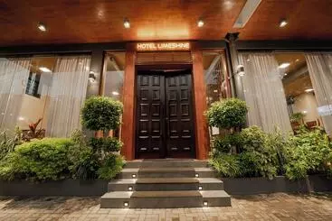 ホテル Limeshine   Airport Transit