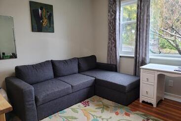 Campbell Cottage B&b