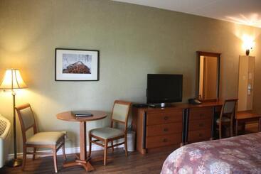 Cedar Meadows Resort & Spa, Ascend Hotel Collection