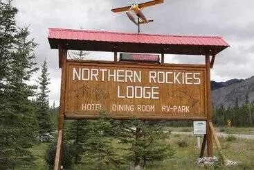 ホテル Northern Rockies Lodge