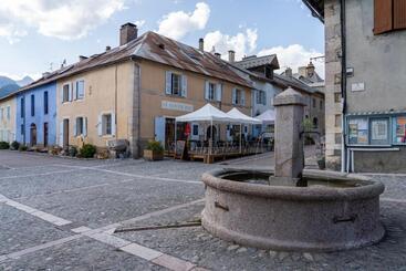 Nocleg ze śniadaniem Auberge Le Glacier Bleu