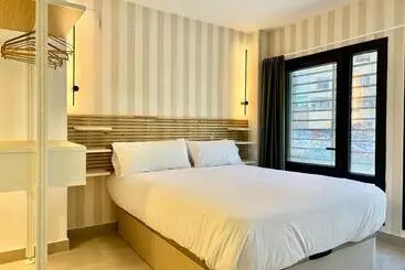 Aparthotel Gulliver Suites Valencia
