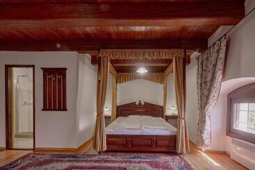 Pensjonat Pipo Várkastély, Ozora