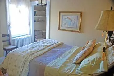 Apple Tree Historic B&b