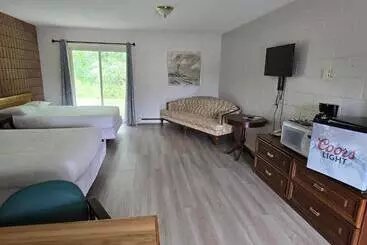 Top Notch Motel