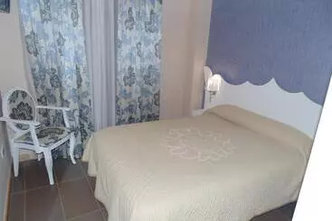 Hotel Ribera De Langa