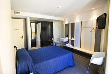 Hostel Hostal La Creu