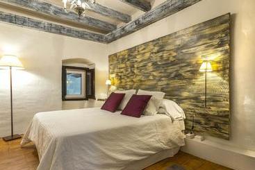 فندق El Cau Del Papibou   Adults Only