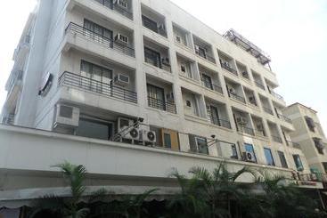 호텔 Risshi Residency