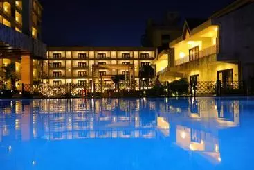 Mirasol Resort
