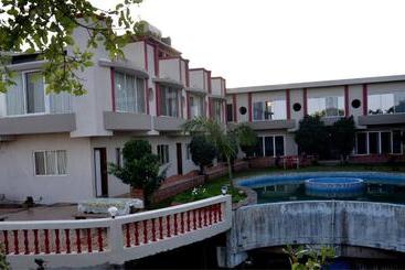 Svinns Dwarkadhish Resort