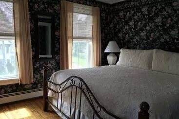 Aamiaismajoitus (B&B) Lakeview Inn
