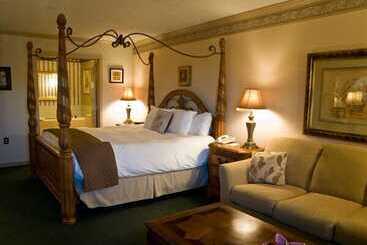 Отель Bavarian Inn