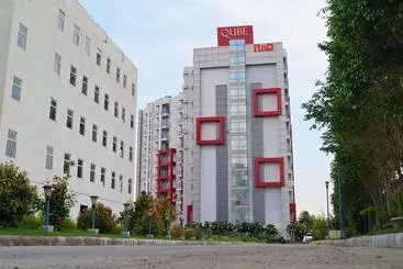 Hotel Qube Studios