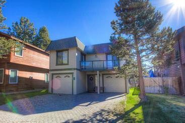 فندق Tahoe Keys Home With Hot Tub