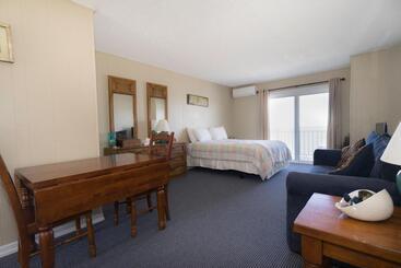 리조트 The Montauk Soundview