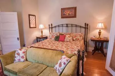 Sandstone Street Bed And Breakfast