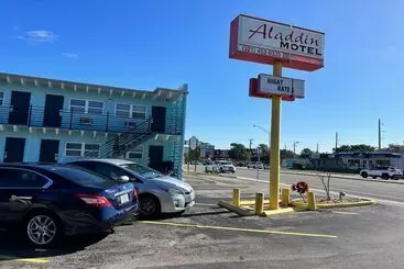 Aladdin Motel