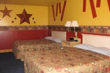 Earth Inn Motel