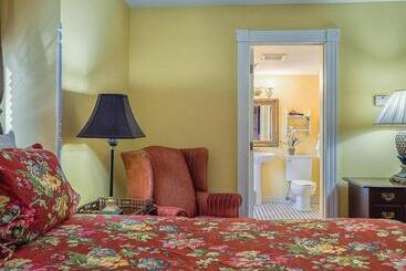 George Brooks House B&b