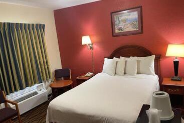 فندق على الطريق Express Inn