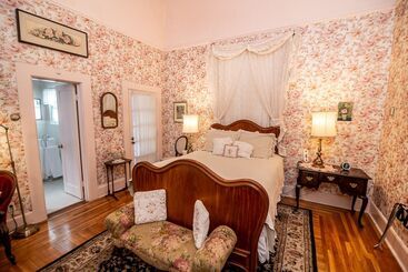 مبيت وإفطار The Blenman Inn