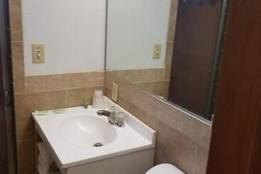 ホテル Valley Inn Lebanon Oregon