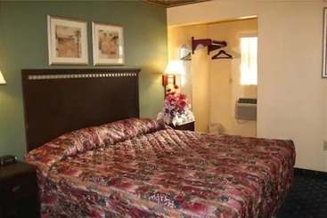 Motel Plaza Travel Inn