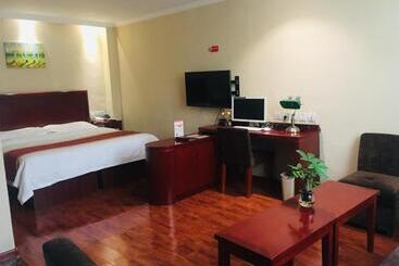 בית מלון כפרי Greentree Inn High Tech Changzhi Road Subway Station Business