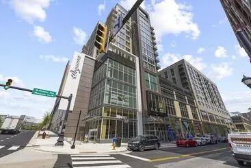 Huoneistohotelli Placemakr Cathedral Heights