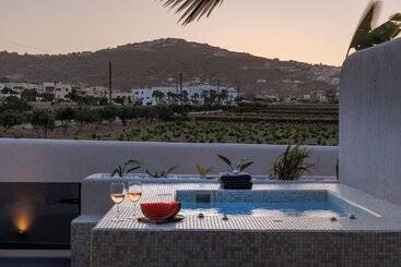 تختخواب و صبحانه Aja Retreat Luxury Suites