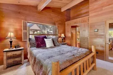 کلبه Cove Lakeview Cabin #2064