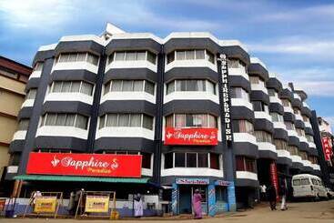 Spot On 47958 Hotel Sapphire Paradise