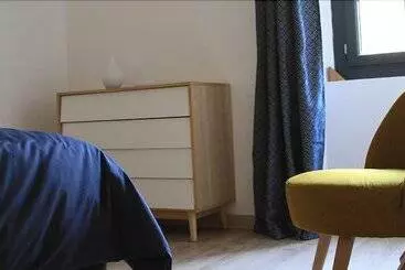 Pensão Le Verre A Soi