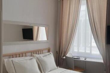 پانسیون Engineer Lane House