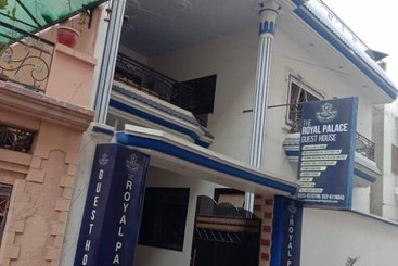 Pensione The Royal Palace Guest House