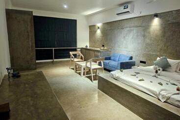 膳宿费 Serene Sands Villa