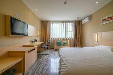 호텔 City Comfort Inn Chengdu Wenjiang University Town