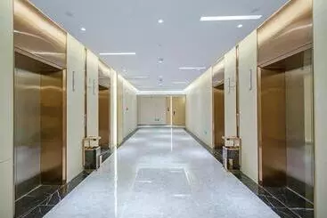 Lavande Hotel Pingxiang Runda International High Speed Railway Station