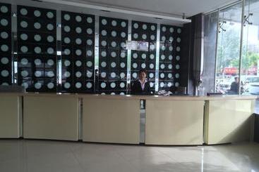 فندق Starway Yulin Hangyu Road