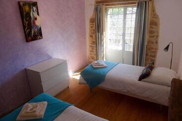 Mas De La Rivoire B&b