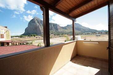 فندق Iride By Marino Tourist