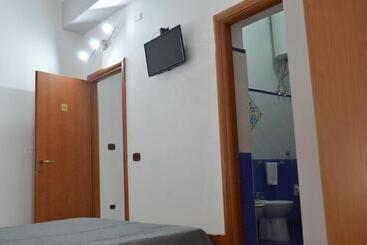 Hotel B&b Scalea Rooms