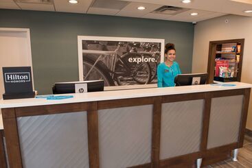 בית מלון כפרי Hampton Inn & Suites Bay City