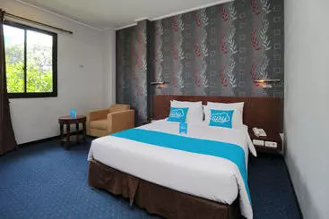 Hotel Airy Ujung Pandang Jenderal Sudirman 72 Makassar
