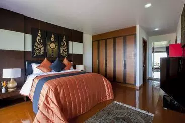 Turistlejligheder Baan Phuttarak   Seaview Private Villa