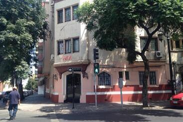 هتل La Castellana