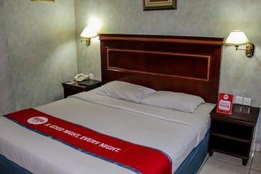 Hotelli Nida Rooms Manga Raja 84 Medan Kota