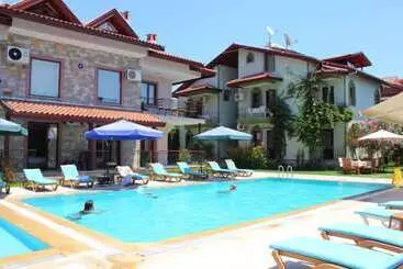 Aparthotel Vira Apart Suites